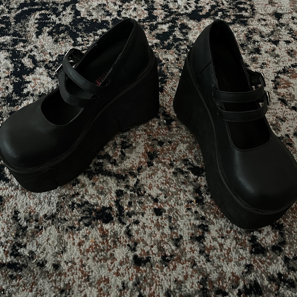 Size 7 Demonia Keira platform Mary Janes goth witchy psychobilly